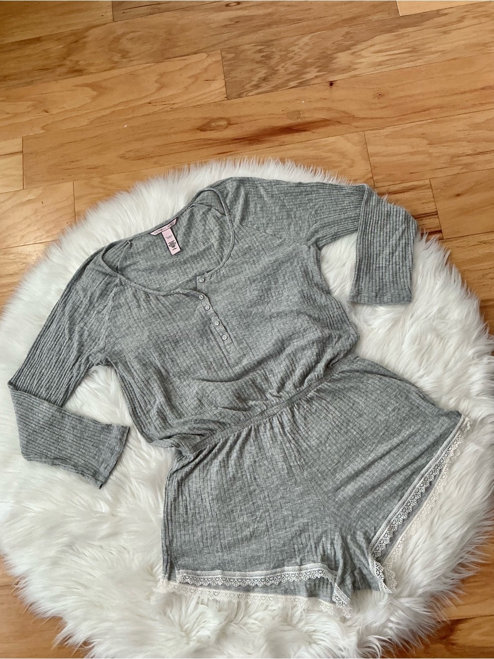 Victoria's Secret Gray Ribbed Long Sleeve One Piece Pajamas Size Medium